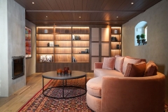 plaza-sofa-reol-valnott-foto-hveem-brubakken-home-web